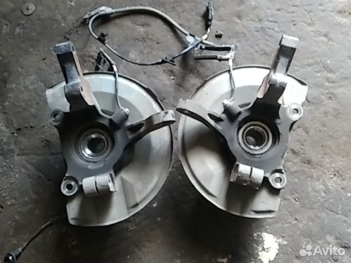 Цапфа Mitsubishi Outlander 3