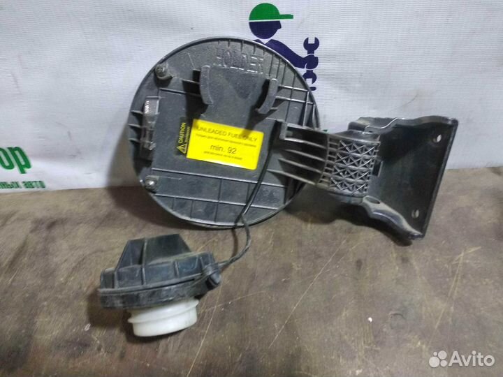 Лючок бензобака Hyundai Solaris