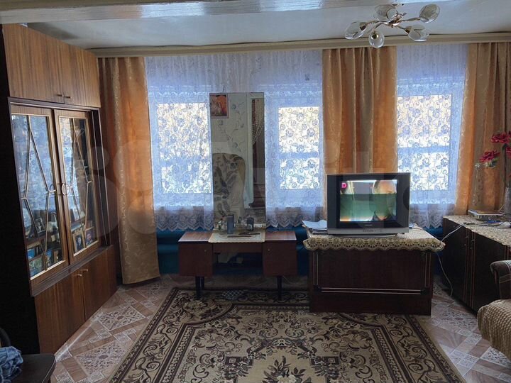 Дом 36 м² на участке 6 сот.