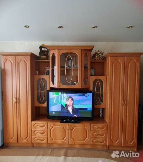 Стенка со шкафом