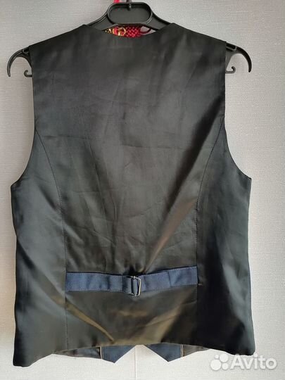 Жилетки Школьная страна и Next р 28-30-32/122-130