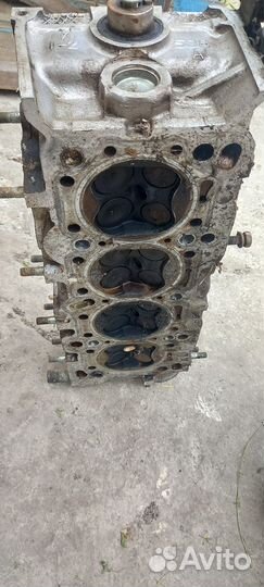 Двигатель на mazda demio(на запчасти)