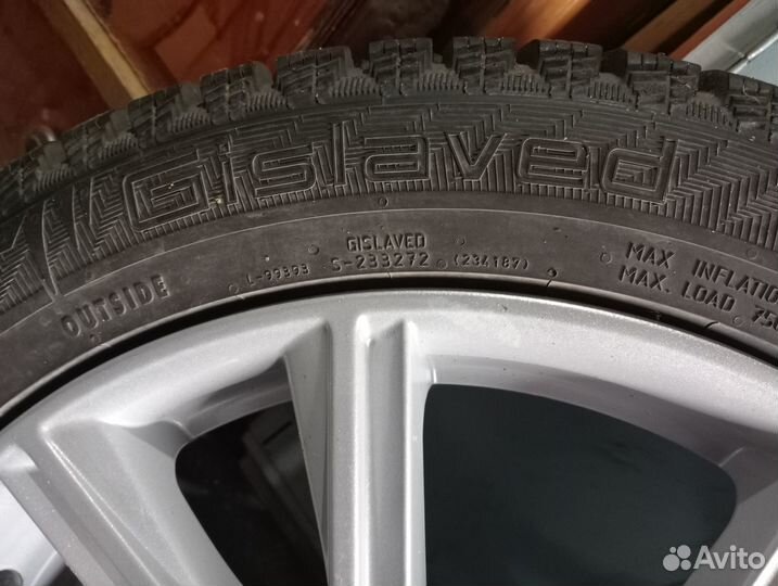 Gislaved Nord Frost 200 235/45 R18 195M