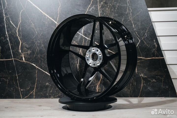 Кованные диски R22 Infiniti QX30