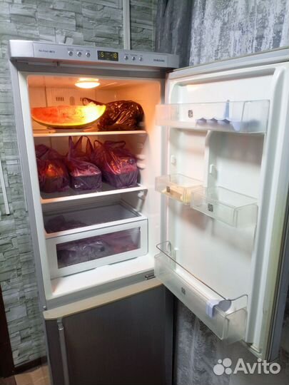 Холодильник