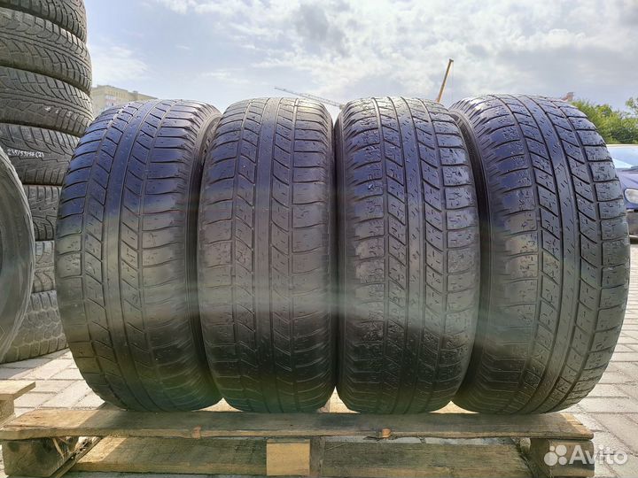 Goodyear Wrangler HP 235/65 R17 104V