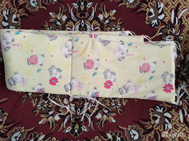 Бортики в кроватку