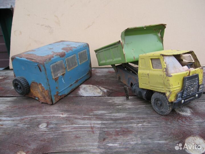 Игрушка грузовик СССР