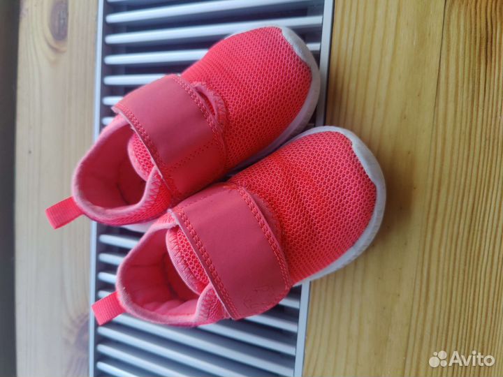 Кроссовки ботинки для девочки 22 размер