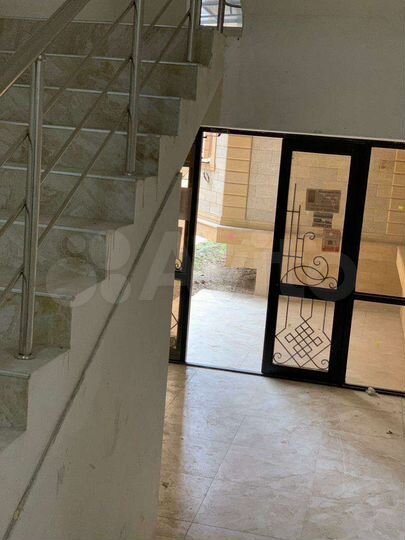 2-к. квартира, 65 м², 4/9 эт.