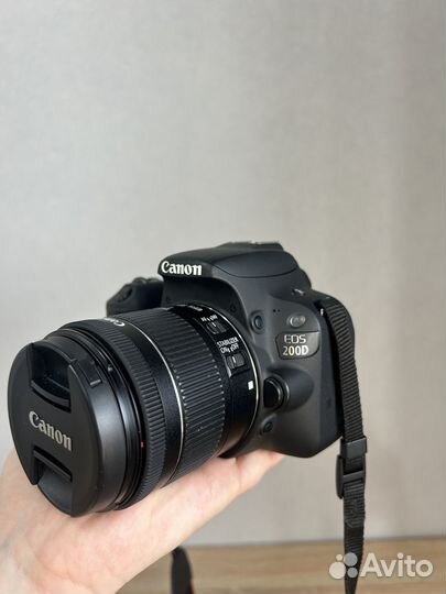 Зеркальный фотоаппарат canon eos 200d