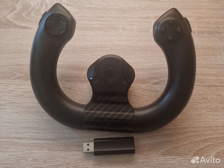 Игровой руль(джойстик)