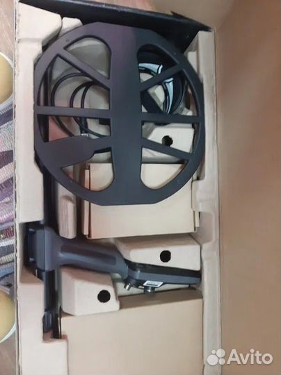 Металлоискатель Minelab equinox 800