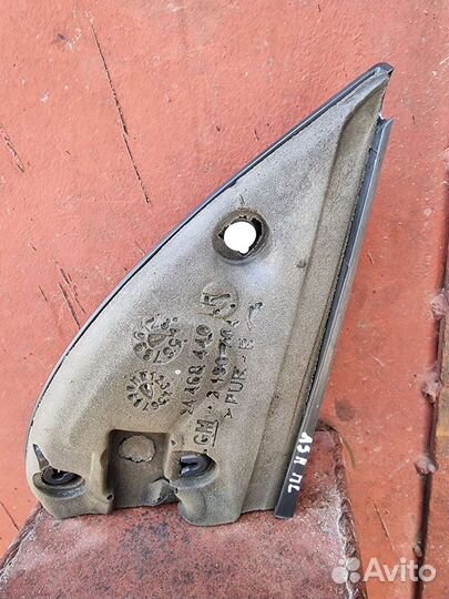 Накладка зеркала внутренняя левая Опель Астра Н