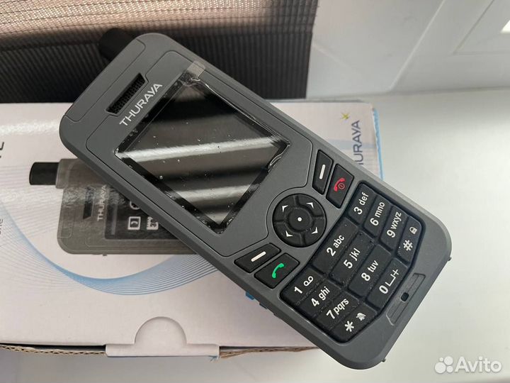 Спутниковый телефон Thuraya XT-lite