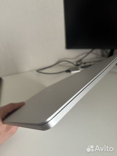 Macbook pro 16 2019 i7