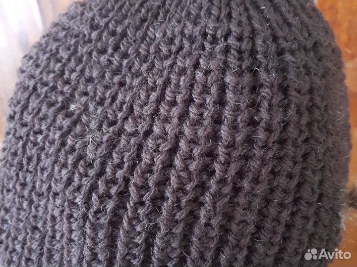 Шапка женская вязаная
