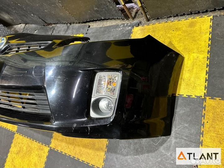 Бампер передний toyota prius
