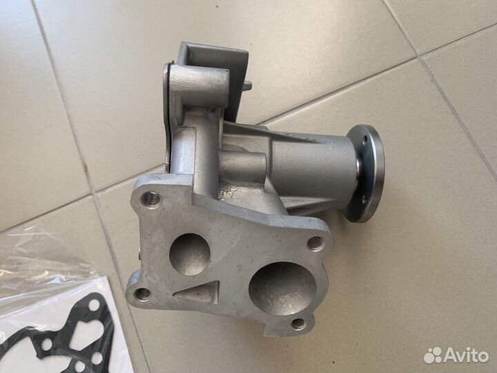 Помпа для 4D56 99 л.с