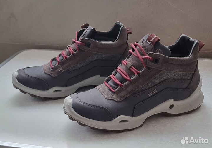 Кроссовки зимние женские Salamander