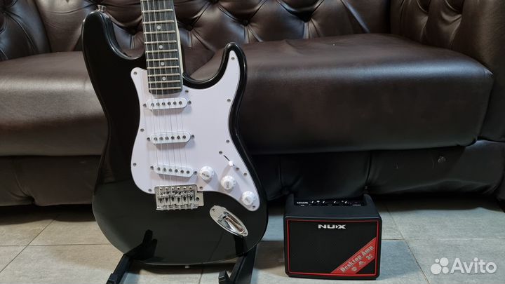 Электрогитара с комбиком (комплект)