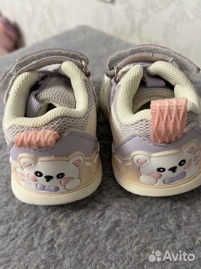Кроссовки для малышей