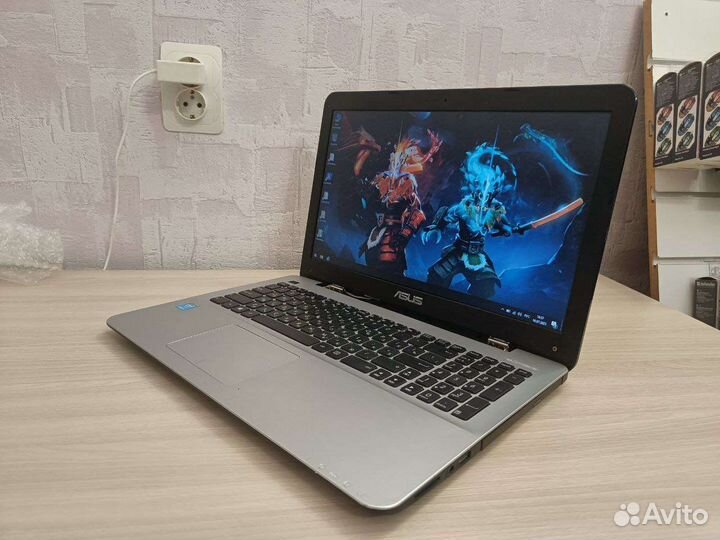 Мощный ноутбук Asus core i3-4/8gb/1000gb/920m 2gb