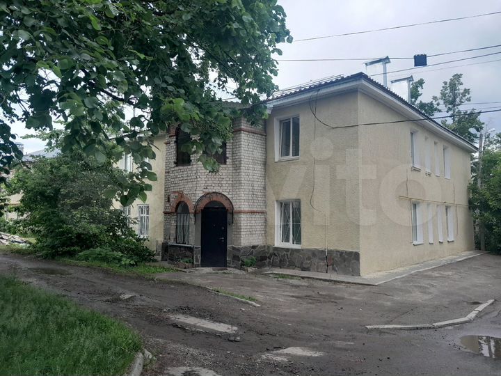 3-к. квартира, 64 м², 1/2 эт.