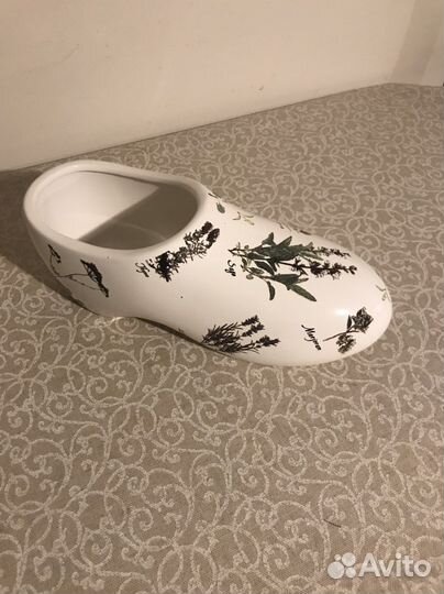 Кашпо для цветов. Голландия