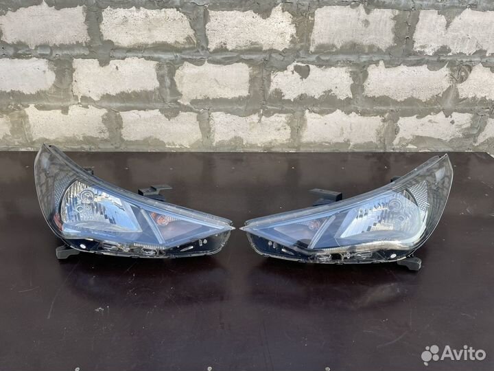 Фара(правая) на hyundai solaris 2020 2021 оригинал