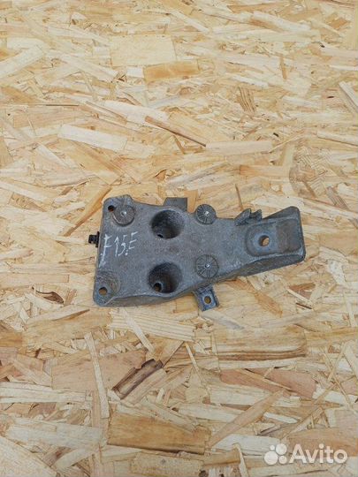 Кронштейн двигателя левый Bmw X5 F15 N20B20 2017