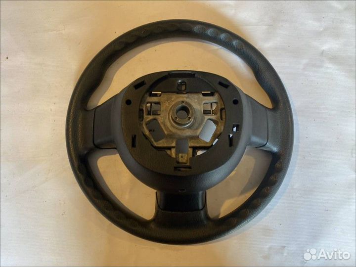 Рулевое колесо Nissan Almera Classic