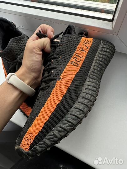 Кроссовки adidas yeezy