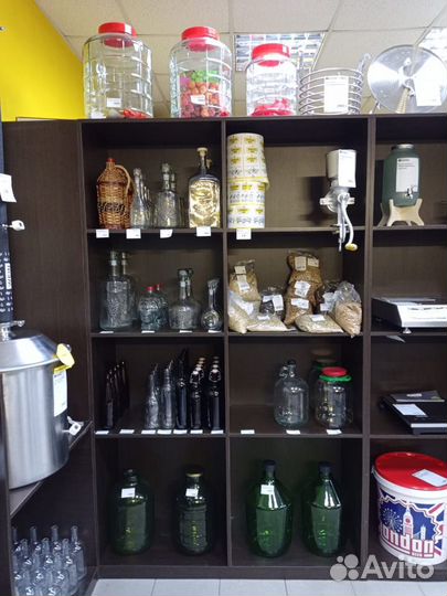 Бутылка (графин, банка)