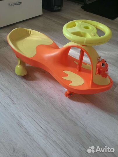 Машинка бибикар