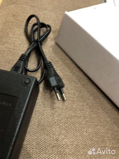 Блок питания для гироскутеров M4 42V 2A (YLT422000