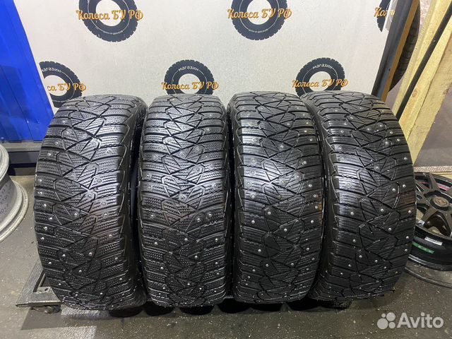 Goodyear Ultragrip 600 215/55 R17 98T