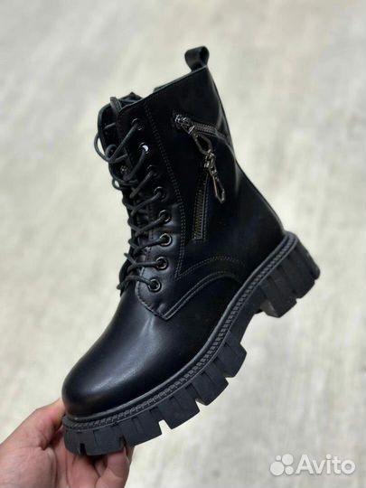 Ботинки женские зимние 39 (на 38 р.) новые