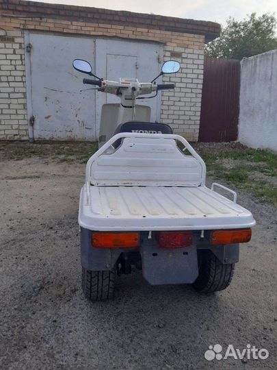 Honda gyro up