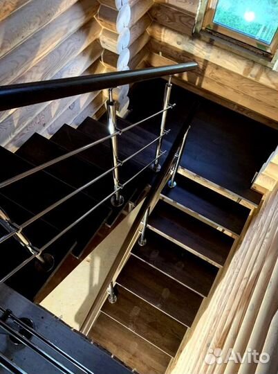 Г-образная лестница с поворотом