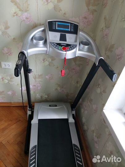 Беговая дорожка электрическая Family TM 400A