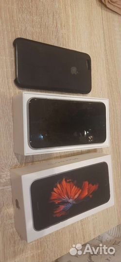 iPhone 6S, 64 ГБ