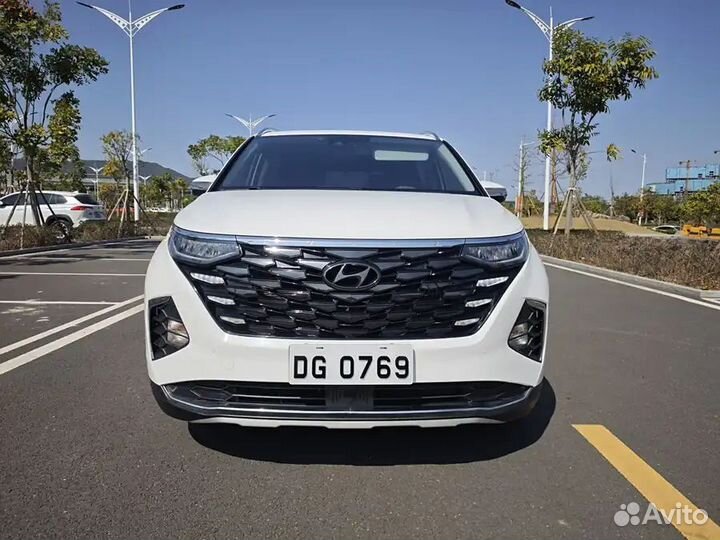 Hyundai Custo 2.0 AT, 2022, 48 000 км