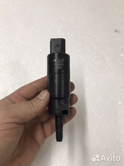 Насос омывателя фар Passat B7