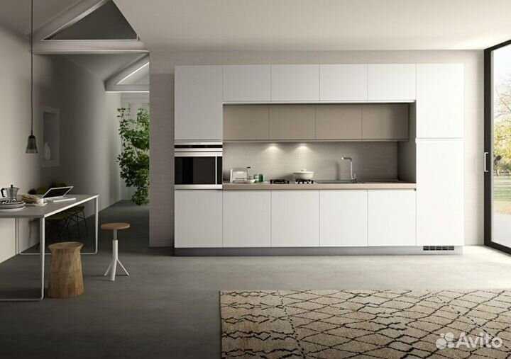 Кухни с антресолями