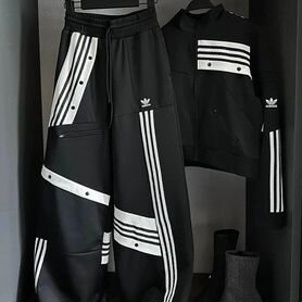 Трендовый костюм adidas