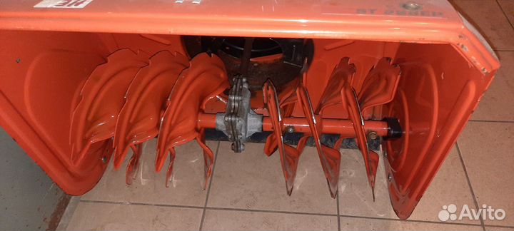 Снегоуборщик husqvarna