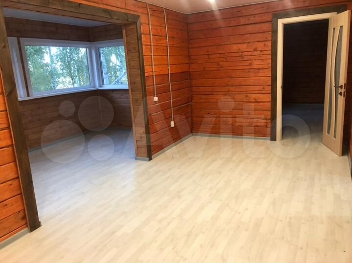 Дом 165 м² на участке 6 сот.