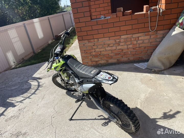 Питбайк PWR racing FRZ 140