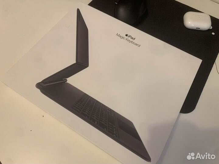 Apple magic keyboard iPad 12 9